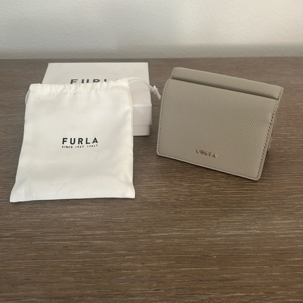 Furla Women’s Leather Wallet